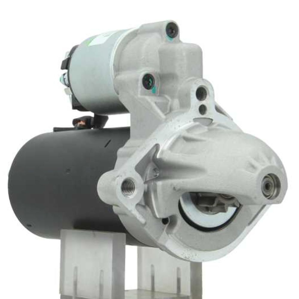 Neu  Anlasser passend für BMW 1.8 kw 12  Volt 0001115045+
