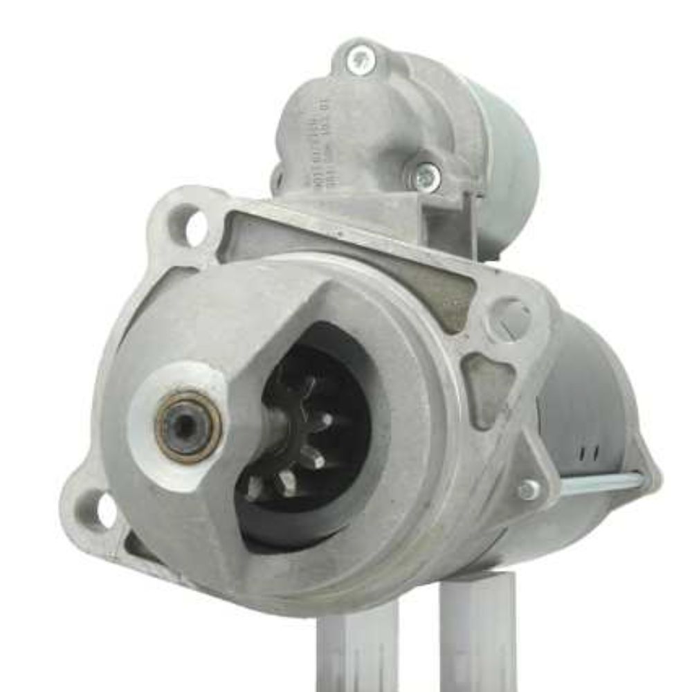 Neu Anlasser passend für Mercedes 4.0 kw 24 Volt 0001231008+