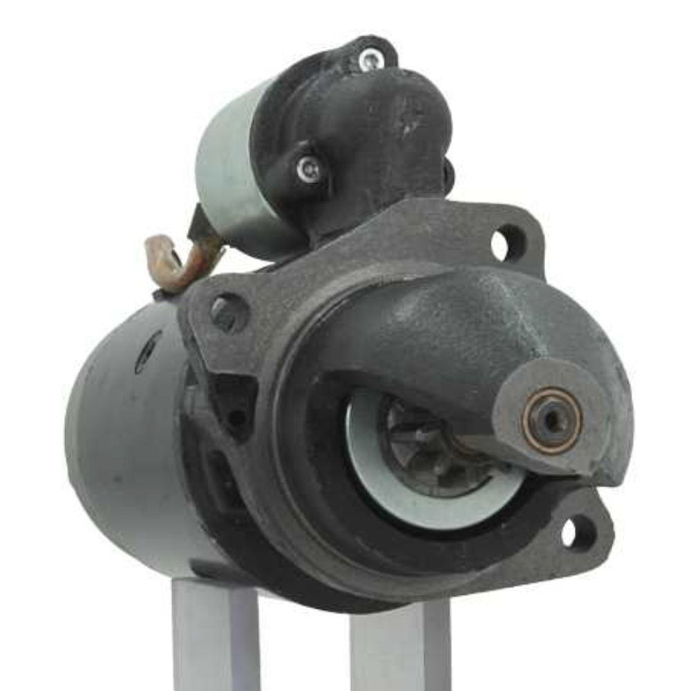 Neu Anlasser passend für Mercedes 4.0 kw 24 Volt 0001368024+