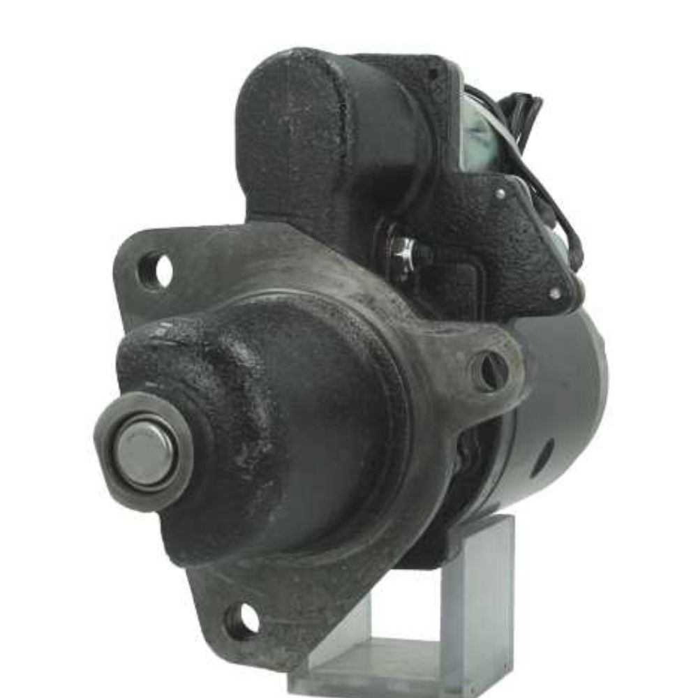 Neu  Anlasser passend für Mercedes 6.2 kw 24  Volt 0001372005+